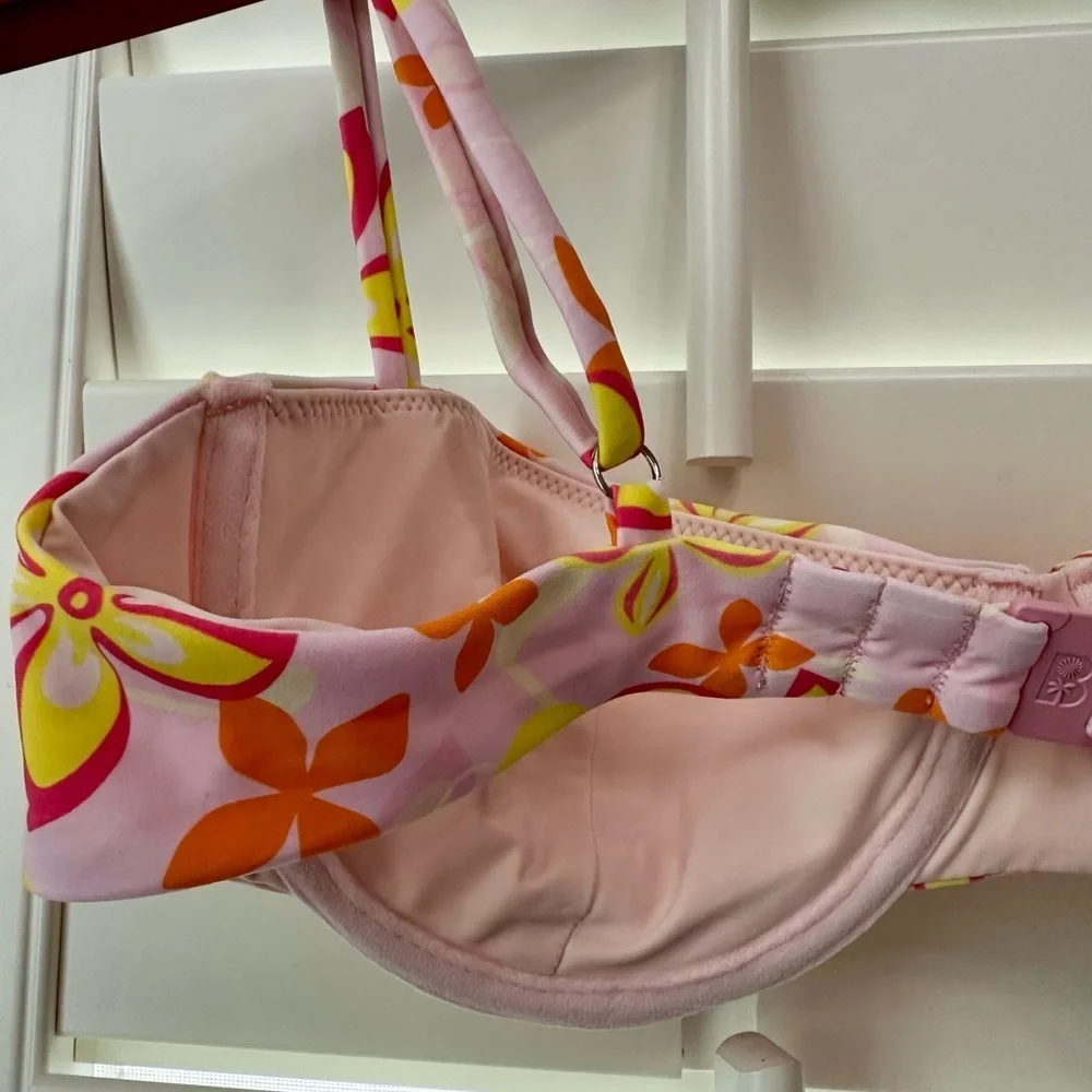 Vibrant Floral Bikini Top | NWOT | Blackbough - Picture 5 of 8